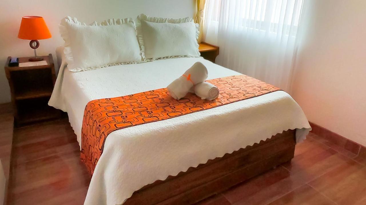 Hospederia Villa De Los Saenz Виля Де Лейва Екстериор снимка