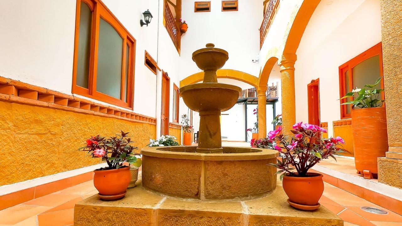 Hospederia Villa De Los Saenz Виля Де Лейва Екстериор снимка